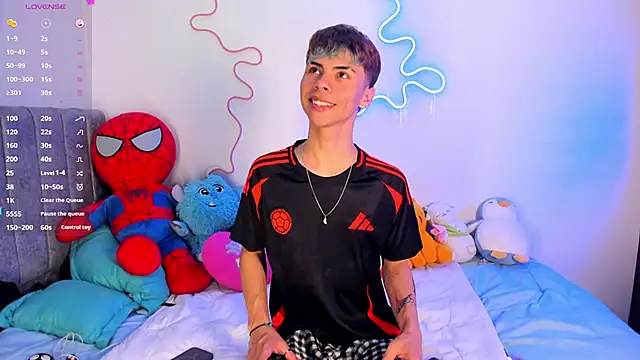 callum 77 online show from October 2025 04:21:01 AM