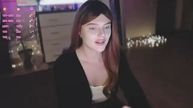 CherryRed Girl online show from September 2025 09:06:02 PM