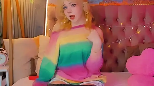 EmilyAngells online show from April 2026 06:19:01 AM