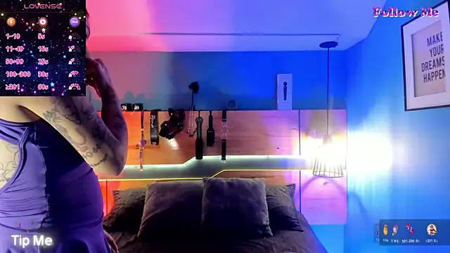 ChloeAllennn online show from December 2025 11:52:01 AM