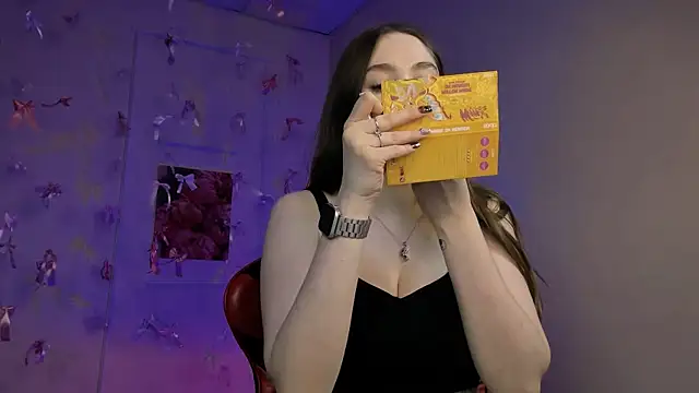 hazel sullivan online show from March 2026 08:47:02 AM