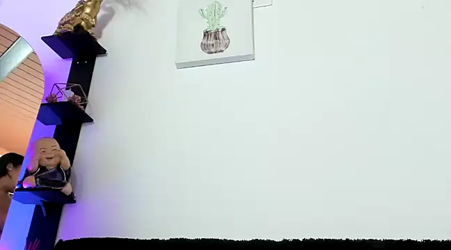 Snapshot of MarianaZapataa chatting on February 2025 10:09:02 PM MarianaZapataa online show from February 2025 10:09:02 PM