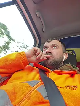 daniel21p online show from February 2025 04:21:01 PM