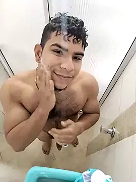 Snapshot of Javier_Hot27 chatting on February 2025 07:03:01 PM Javier Hot27 online show from February 2025 07:03:01 PM