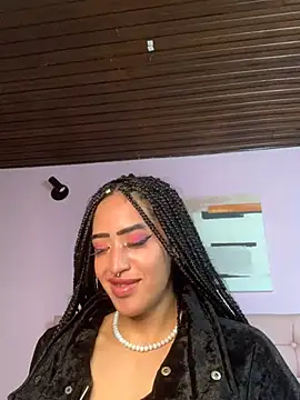 MichelleDiaz Pink online show from March 2025 09:47:02 AM