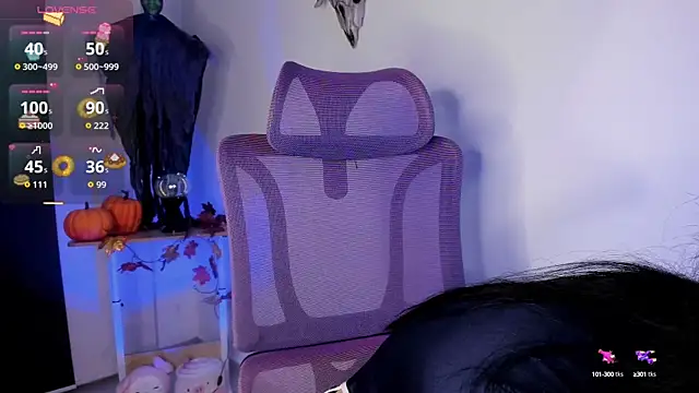 MiaWilsson  online show from October 2025 04:00:02 AM