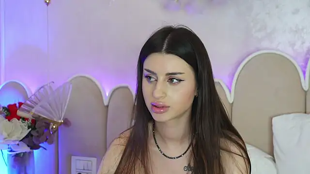 Alice Voss online show from April 2026 07:45:01 AM