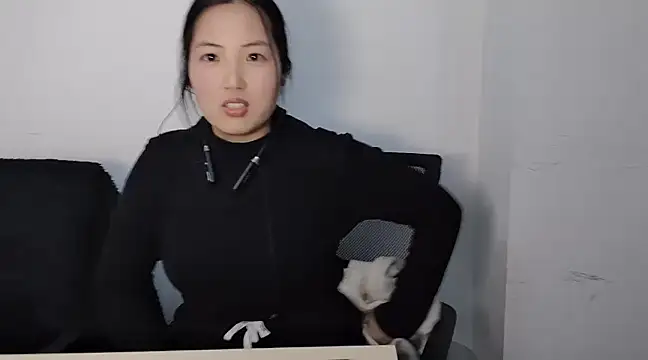 Ellie-BabyLoe online show from February 2025 10:26:01 AM