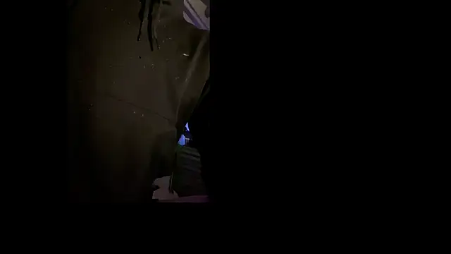 Snapshot of Polaroid_White chatting on December 2025 07:49:01 AM Polaroid White online show from December 2025 07:49:01 AM