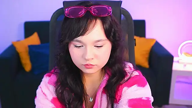 HanaWise online show from February 2025 08:06:01 AM