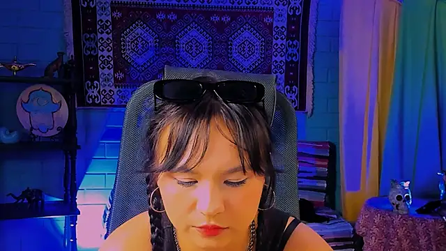 HanaWise online show from March 2025 06:34:01 PM