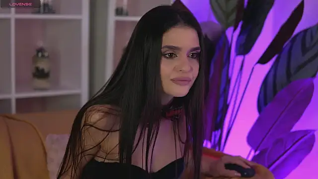 Snapshot of RobertaRosetti chatting on March 2025 09:07:02 AM RobertaRosetti online show from March 2025 09:07:02 AM