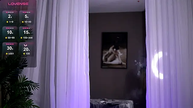 Snapshot of RobertaRosetti chatting on September 2025 08:19:01 AM RobertaRosetti online show from September 2025 08:19:01 AM