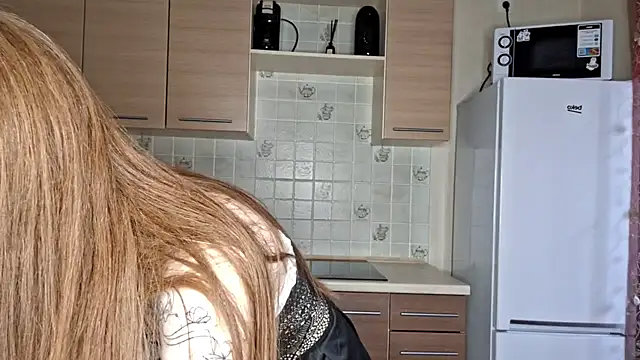 Adele kawaii online show from March 2025 11:17:02 AM