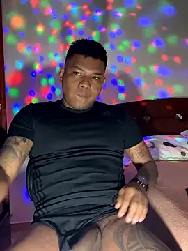 Saipuer31 online show from January 2026 11:52:01 PM