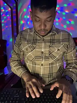 Saipuer31 online show from February 2026 05:04:01 AM