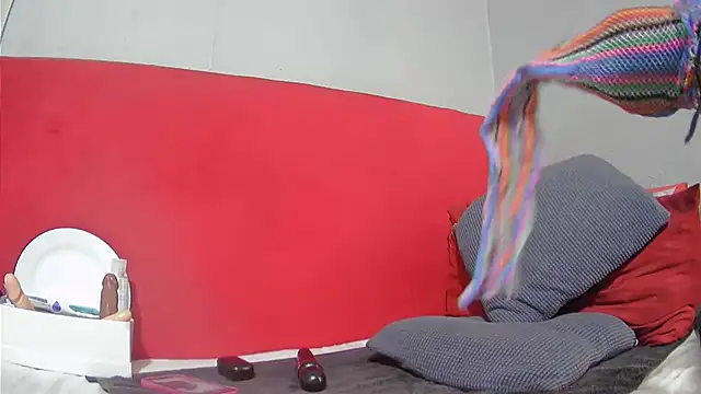 tasha97x online show from February 2026 07:50:01 AM