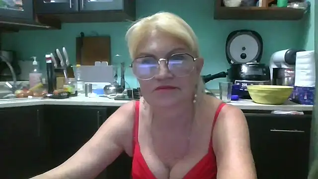 Heidi-Helga online show from October 2025 06:59:01 PM