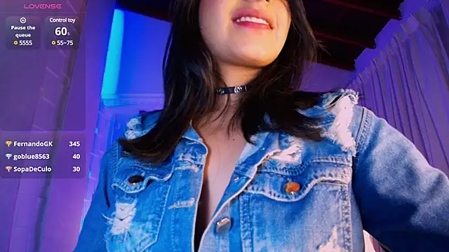 hannah thomson  online show from March 2025 01:45:01 AM