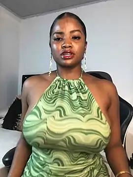 Snapshot of ValerieBlakee chatting on June 2026 10:11:02 PM ValerieBlakee online show from June 2026 10:11:02 PM
