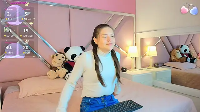 Emilybennett  online show from February 2025 02:21:01 PM