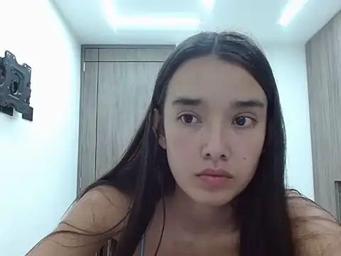  luna 777 online show from March 2026 12:28:01 AM