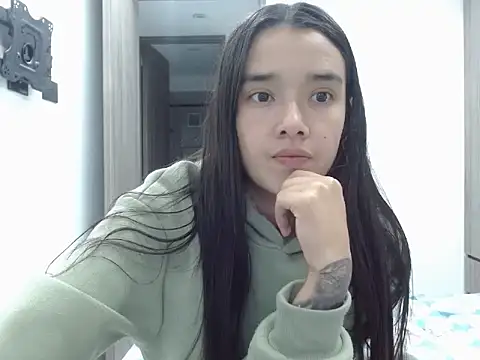  luna 777 online show from April 2026 03:04:02 AM