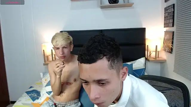 Snapshot of matteo_foxx chatting on March 2025 07:13:02 PM matteo foxx online show from March 2025 07:13:02 PM