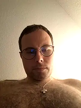 Simonudist online show from February 2026 10:26:01 PM