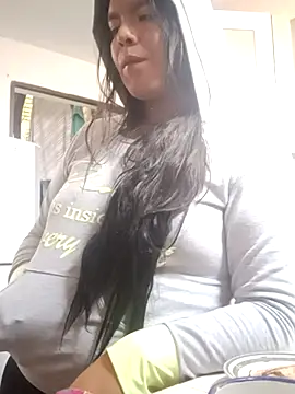 krolay16 online show from March 2025 02:15:02 PM