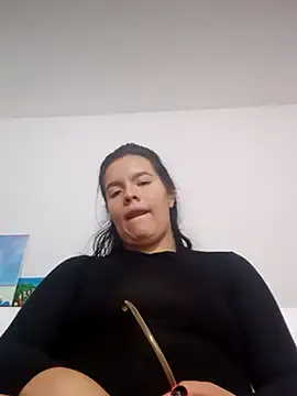 krolay16 online show from March 2025 12:39:01 AM