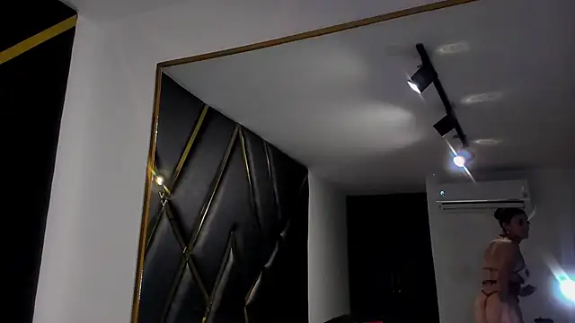 DanielaMedinaa online show from March 2025 12:01:02 AM