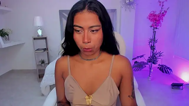 Ivyy Moon  online show from March 2025 03:05:02 AM