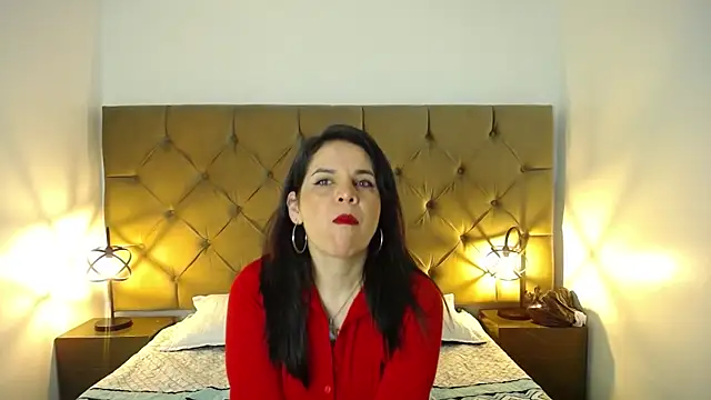 Snapshot of laura_hotties chatting on March 2025 12:36:02 PM laura hotties online show from March 2025 12:36:02 PM