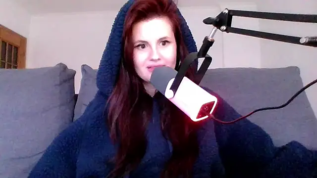 Della Ideal online show from March 2025 05:49:02 PM