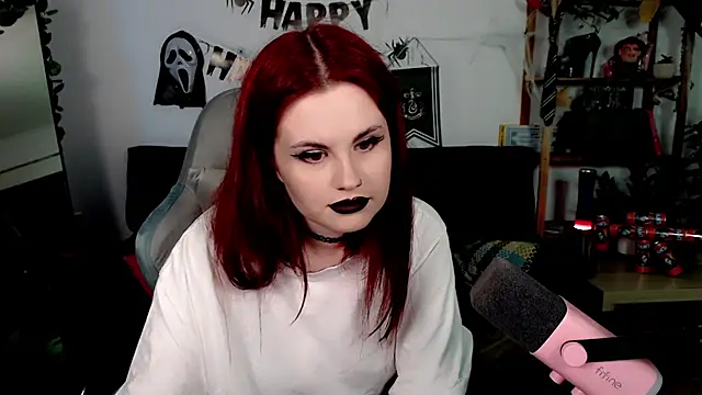 Della Ideal online show from November 2025 03:03:02 PM