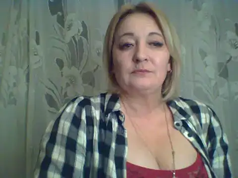 ArielXLoveresss online show from February 2025 06:20:02 PM