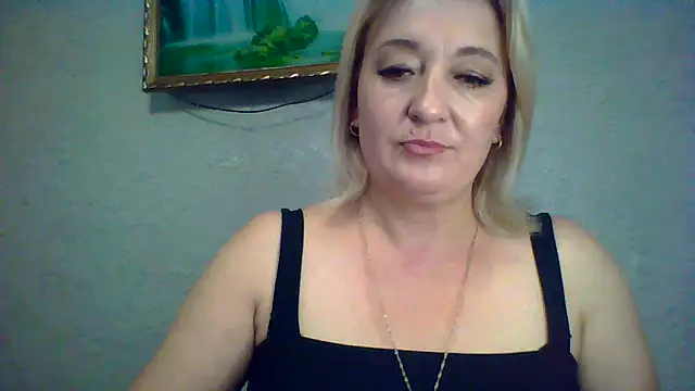 ArielXLoveresss online show from September 2025 07:12:01 AM
