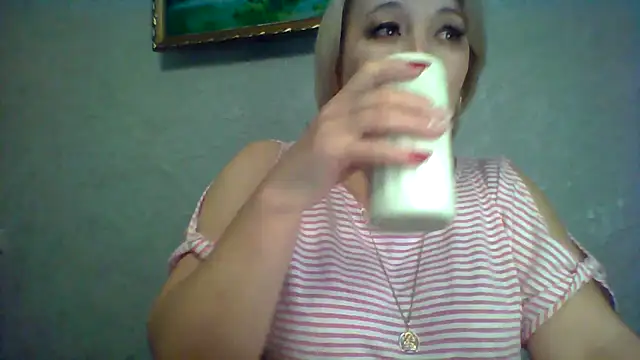 ArielXLoveresss online show from November 2025 05:50:02 AM