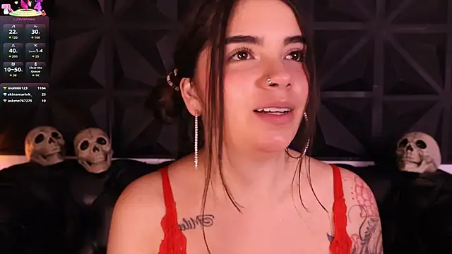 DaphneGlas online show from October 2025 01:03:02 PM