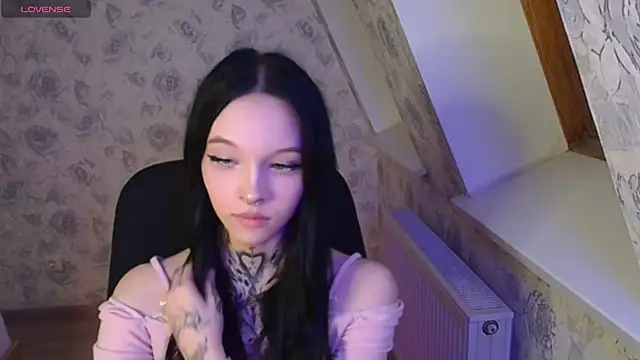 mefwhore online show from March 2025 06:07:02 PM