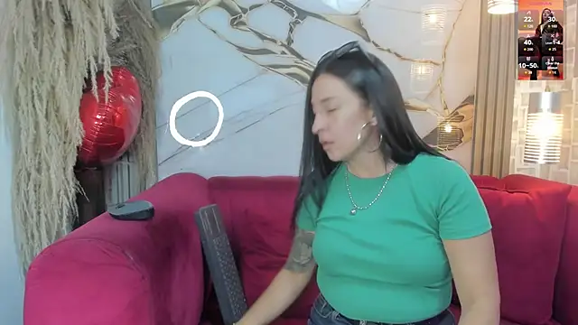 Bella williamss  online show from May 2026 08:17:01 PM