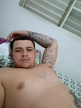 comcoroas online show from December 2025 01:33:02 AM