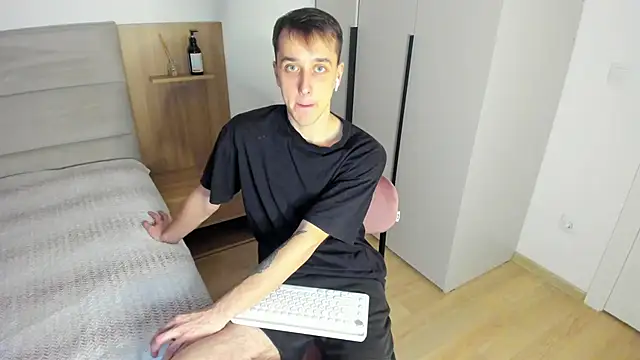 Snapshot of your_super_hero chatting on March 2025 03:19:01 AM your super hero online show from March 2025 03:19:01 AM