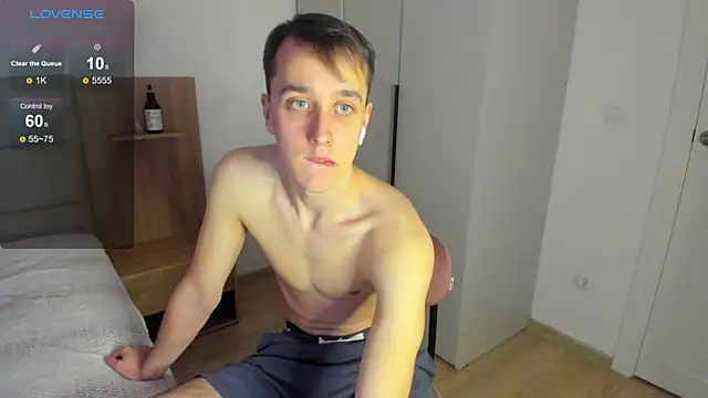 Snapshot of your_super_hero chatting on March 2025 04:24:02 AM your super hero online show from March 2025 04:24:02 AM