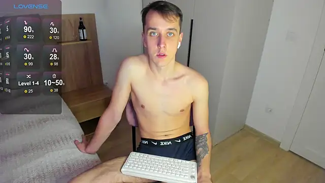 Snapshot of your_super_hero chatting on March 2025 04:39:02 AM your super hero online show from March 2025 04:39:02 AM