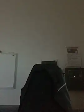 Mike8523 online show from November 2025 05:35:02 PM