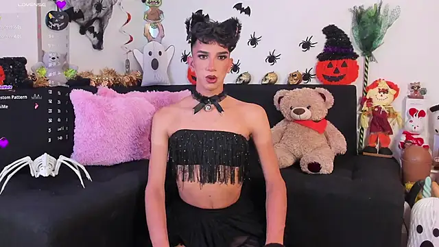 Snapshot of James_BrownT chatting on October 2025 02:18:02 PM James BrownT online show from October 2025 02:18:02 PM