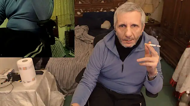 maxdaddy690 online show from November 2025 10:57:02 PM