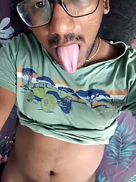 wildfun  online show from April 2026 06:24:01 AM